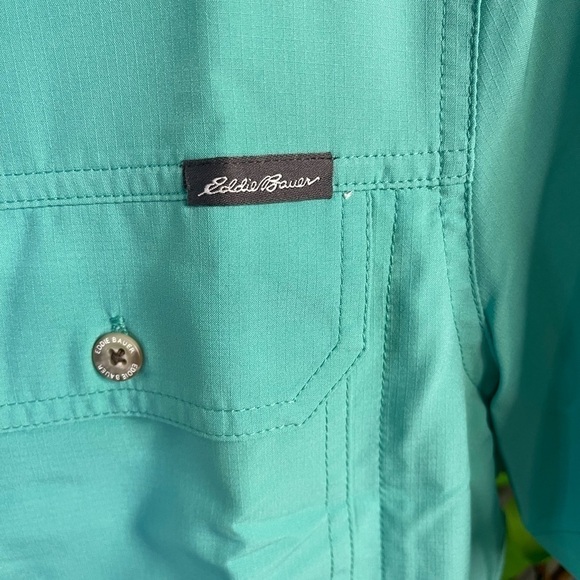 NWT Eddie Bauer Men's Woven Tech Shirt Starling Turquoise Size Small Button Up - Picture 4 of 14